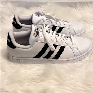 Adidas cloud foam Grand Court sneakers